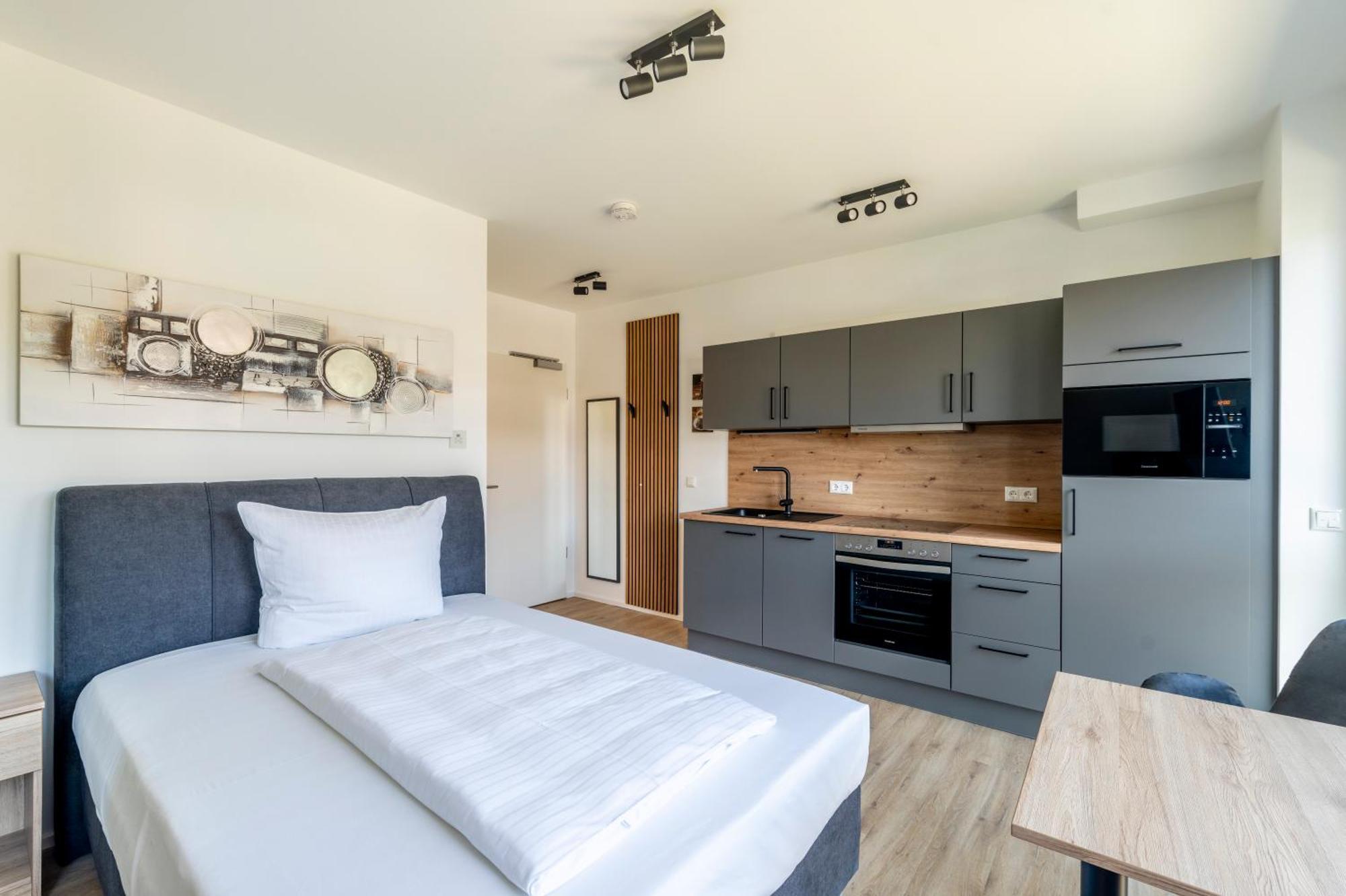 Vr-Serviced Apartments Wuerzburg Estenfeld Екстериор снимка