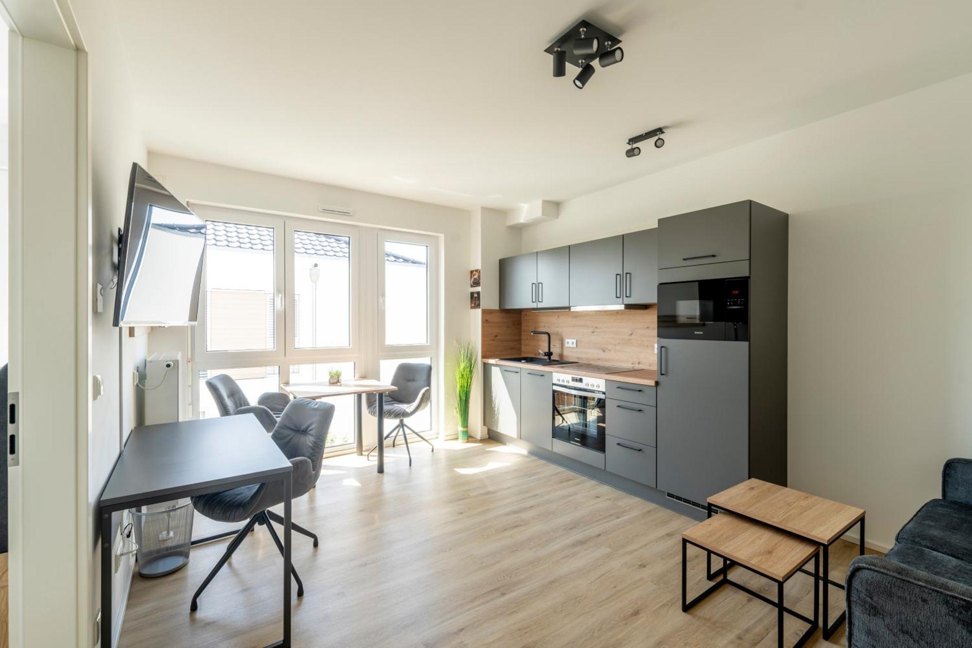 Vr-Serviced Apartments Wuerzburg Estenfeld Екстериор снимка