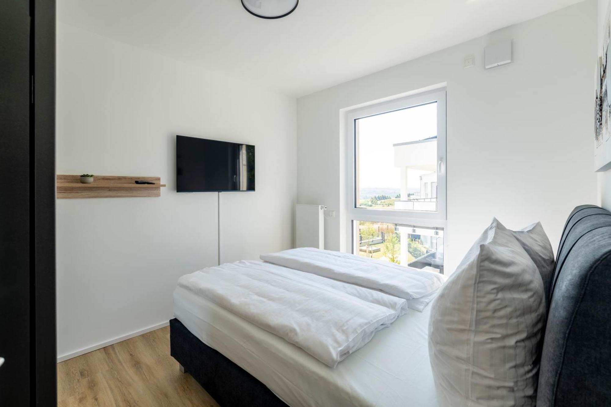 Vr-Serviced Apartments Wuerzburg Estenfeld Екстериор снимка