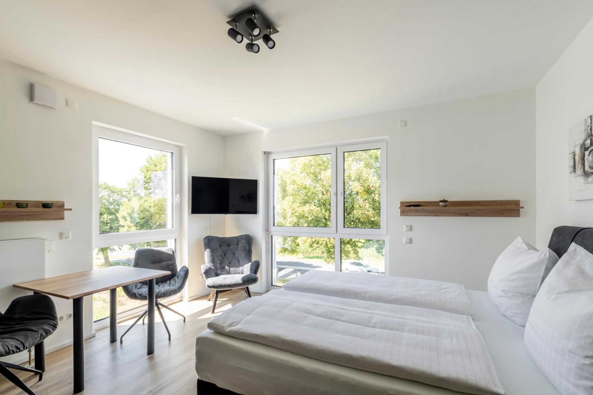 Vr-Serviced Apartments Wuerzburg Estenfeld Екстериор снимка