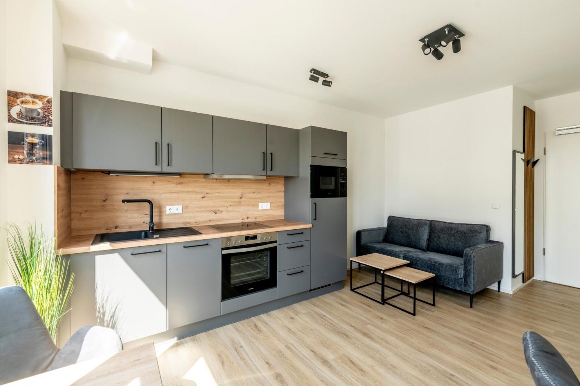 Vr-Serviced Apartments Wuerzburg Estenfeld Екстериор снимка